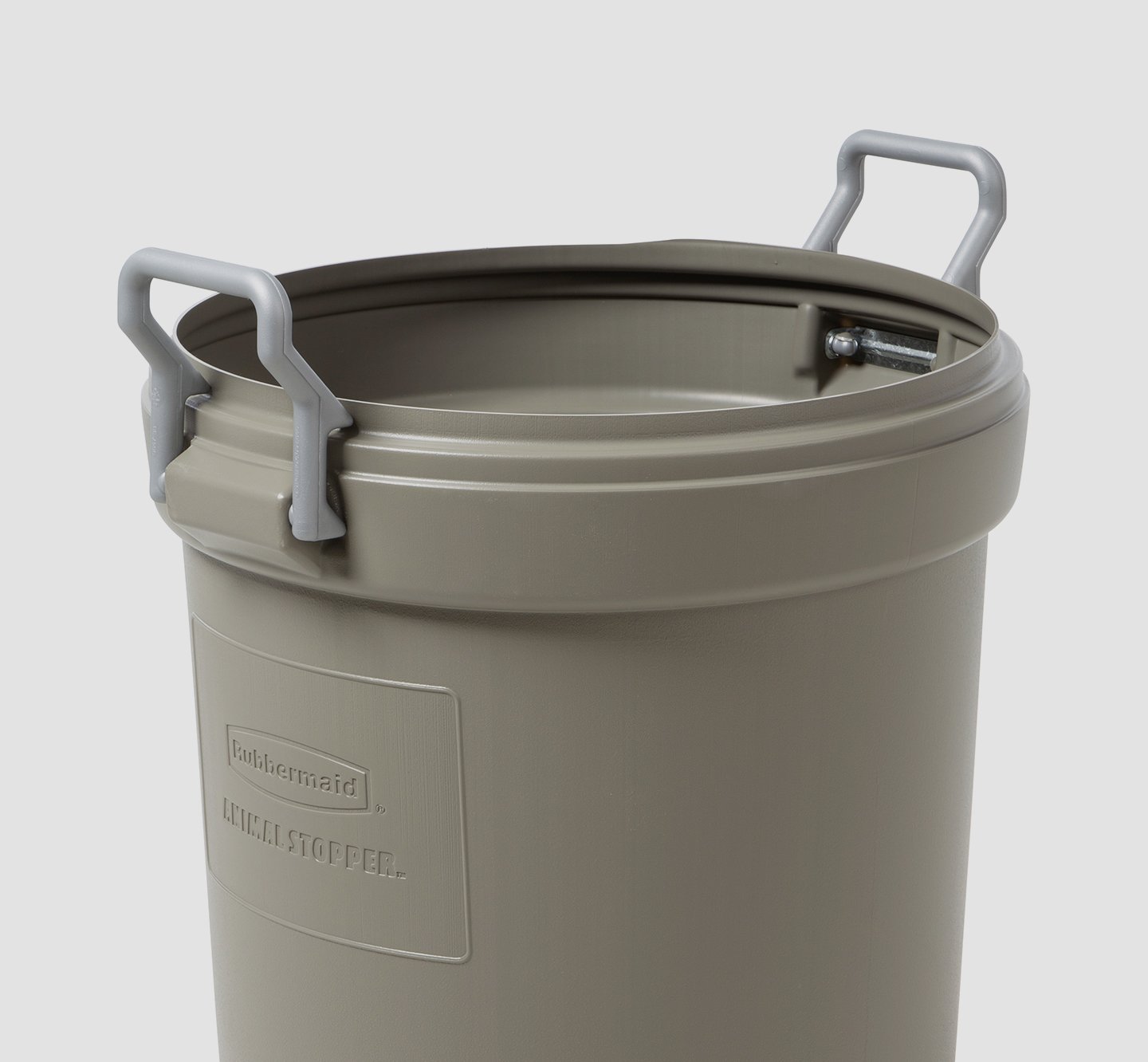 Animal Stopper Outdoor Trash Can with Lid Rubbermaid